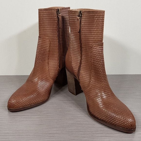 Hinge Daphne Bootie, Cognac Leather, Womens Size 7 - Picture 4 of 9